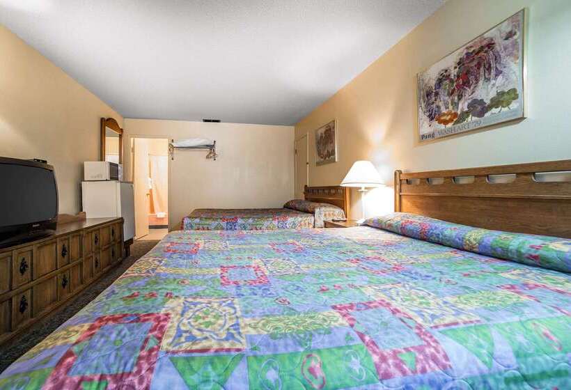 هتل Rodeway Inn