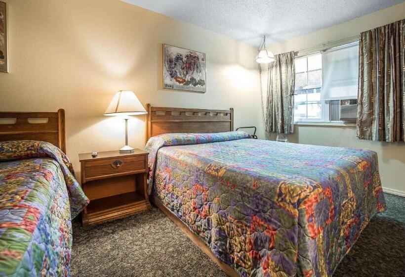 هتل Rodeway Inn