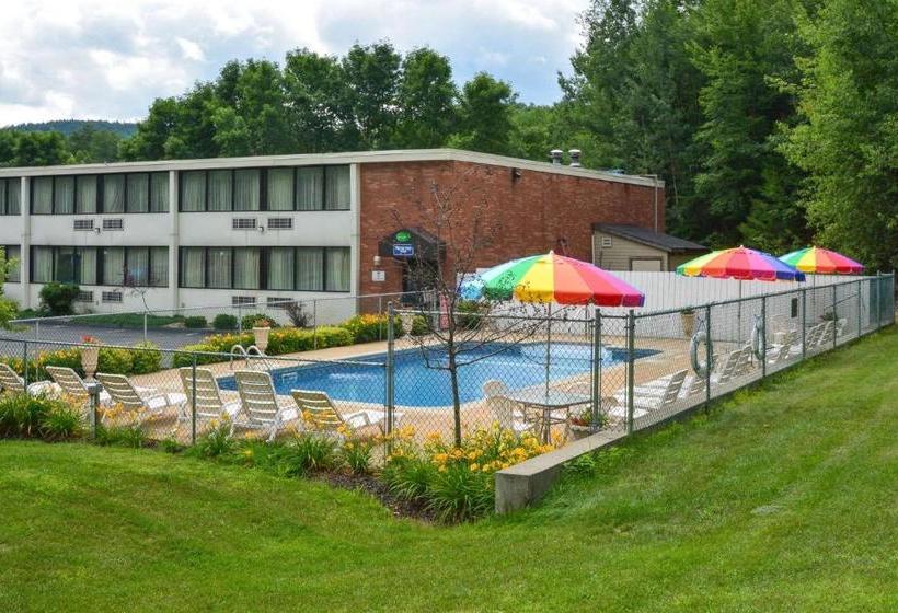 فندق Rodeway Inn Springhills Lake George