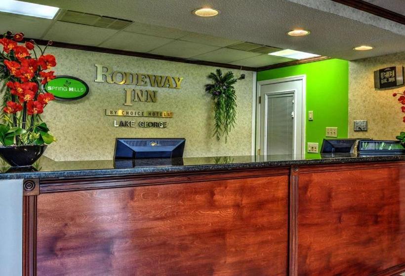 בית מלון כפרי Rodeway Inn Springhills Lake George