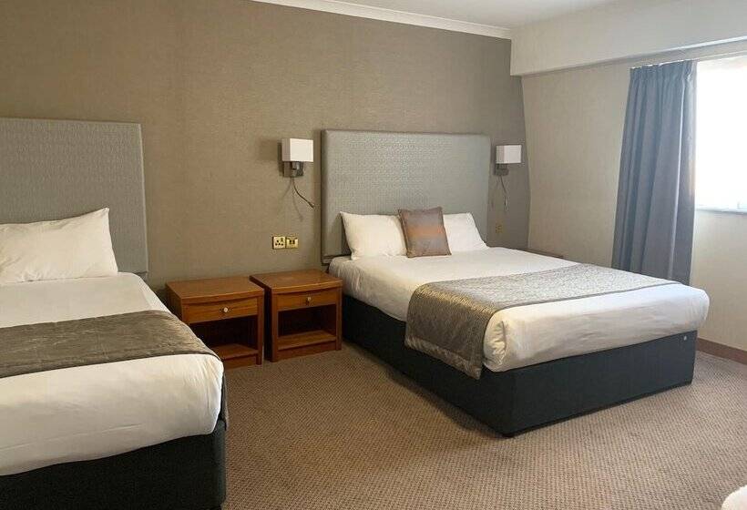 Fotos del hotel Savera  South Ruislip:  3