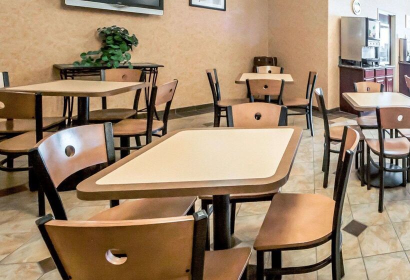 Отель Sleep Inn & Suites