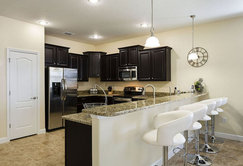 בית מלון כפרי Starmark Vacation Homes