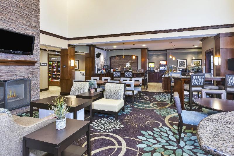 فندق Staybridge Suites Lansing   Okemos By Ihg