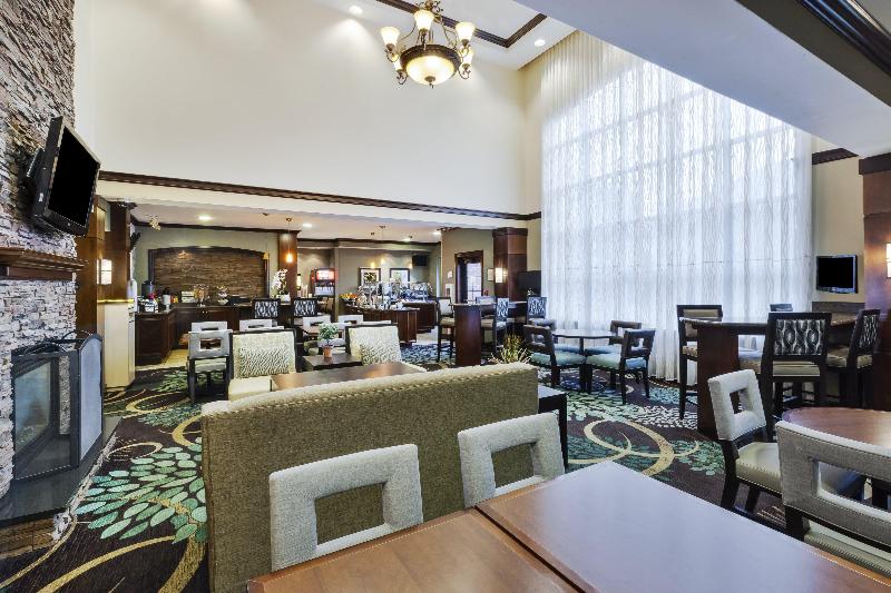 فندق Staybridge Suites Lansing   Okemos By Ihg