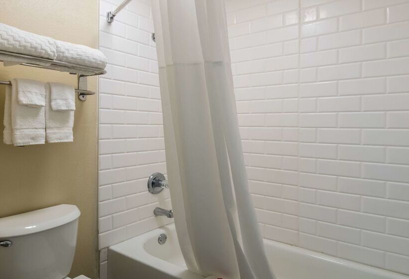 Surestay Plus Hotel By Best Western Jackson