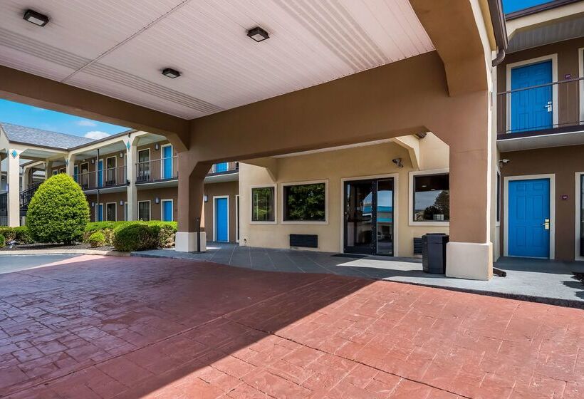 Surestay Plus Hotel By Best Western Jackson