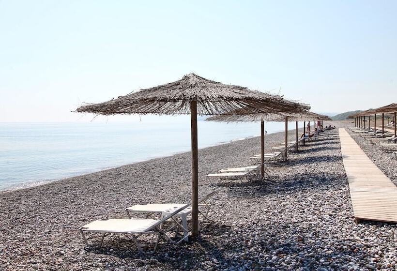 ホテル Thalatta Seaside