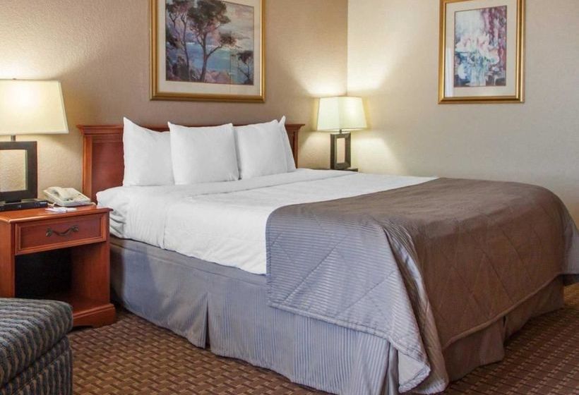 هتل The Clarion Inn Elk City