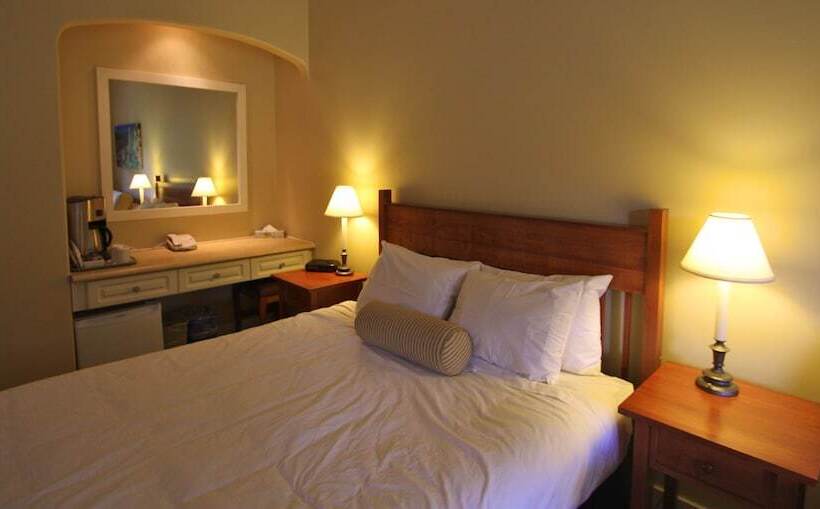 هتل The Pinnacle Lodge