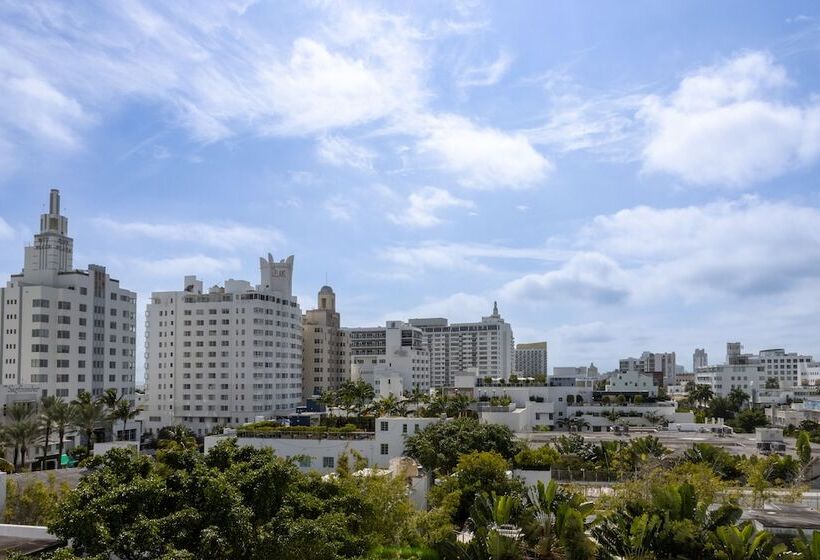 Uma House by Yurbban South Beach