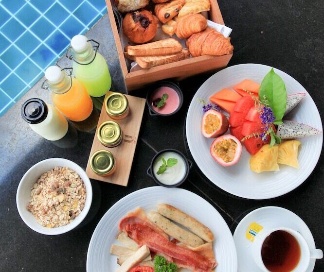 هتل Zenmaya Oceanfront Phuket, Trademark Collection By Wyndham