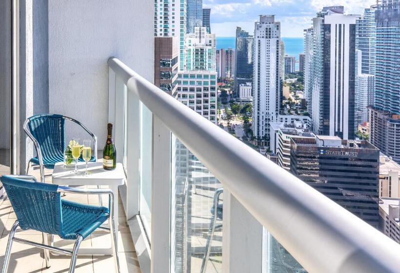 اقامتگاه Brickell By Miami Vacation Rentals