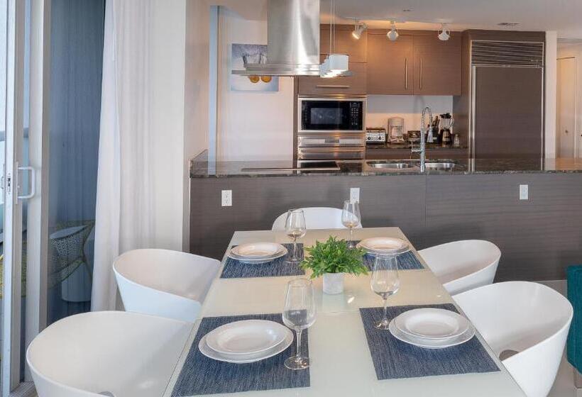 اقامتگاه Brickell By Miami Vacation Rentals