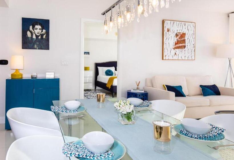 اقامتگاه Brickell By Miami Vacation Rentals