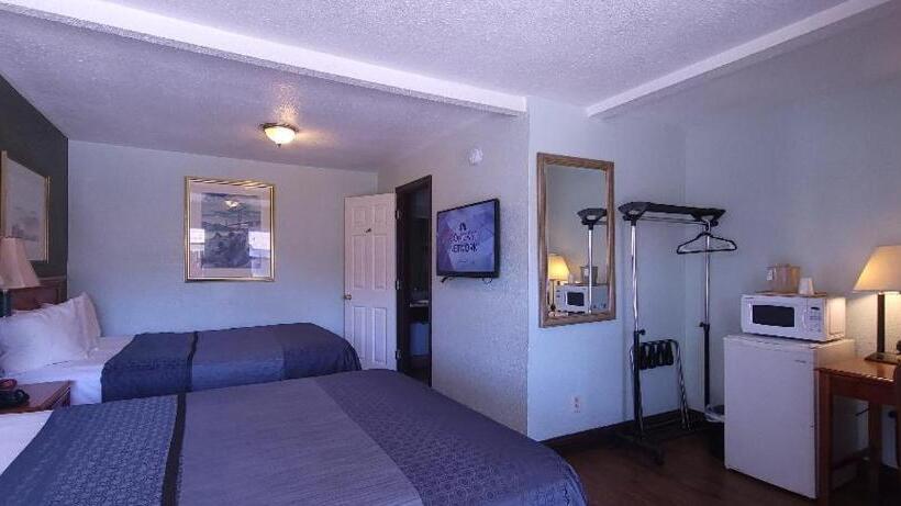 فندق على الطريق Rodeway Inn Chico University Area