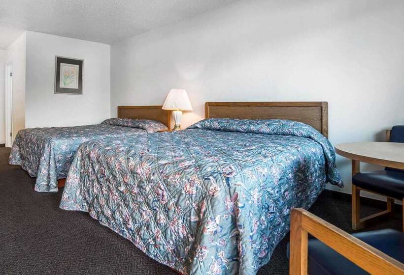 מוטל Rodeway Inn & Suites