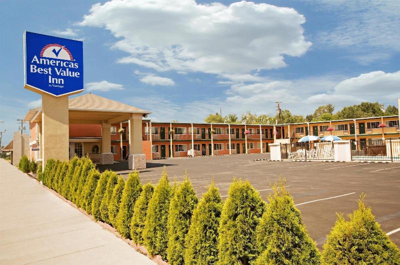 فندق Americas Best Value Inn Pendleton
