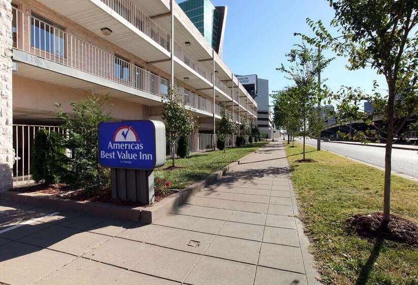 فندق Americas Best Value Inn St. Louis Downtown