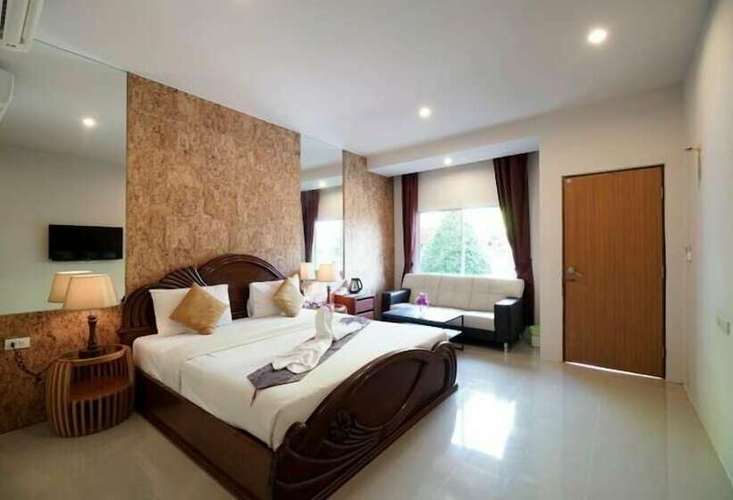 Отель Bangrak Samui Beach Resort