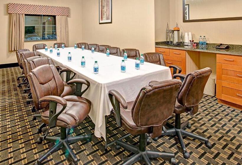 هتل Baymont By Wyndham Decatur