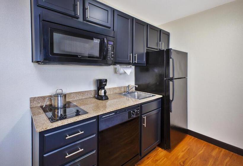 בית מלון כפרי Candlewood Suites Indianapolis Airport, An Ihg