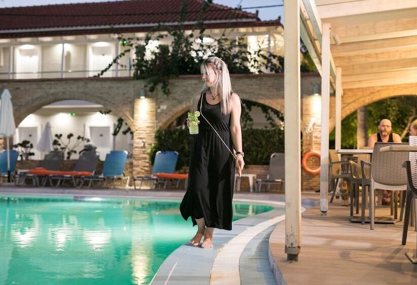 هتل Club Zante Plaza