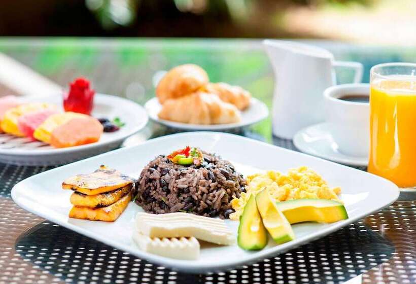 هتل Courtyard By Marriott San Jose Airport Alajuela