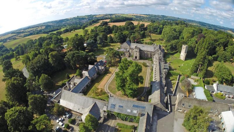 هتل Dartington Hall