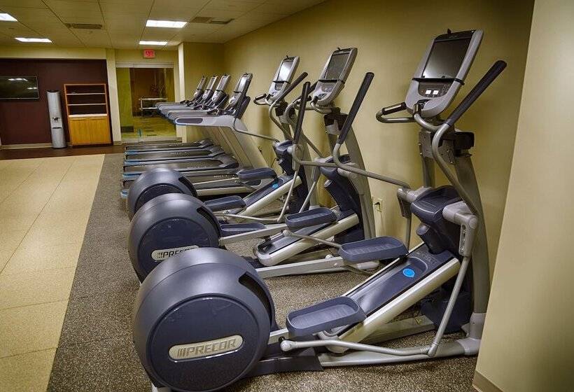 فندق Doubletree By Hilton Lawrenceburg