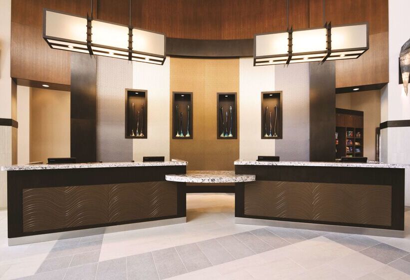 Отель Embassy Suites Springfield