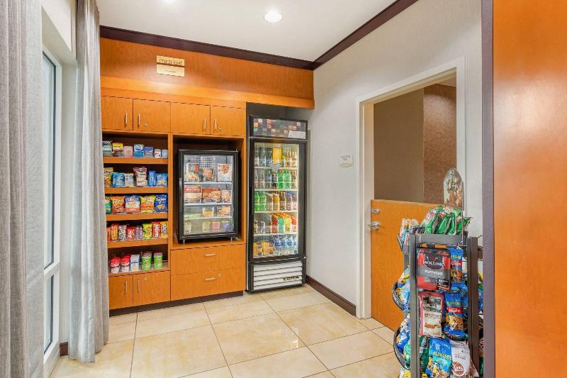 هتل Fairfield Inn & Suites By Marriott Houston Conroe