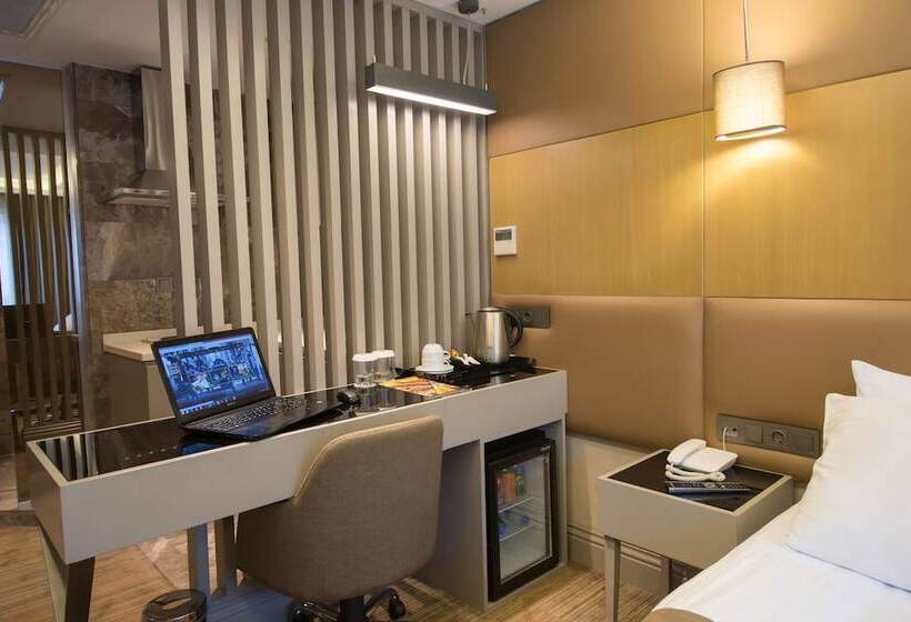 Fotos del hotel Gk Regency Suites:  5