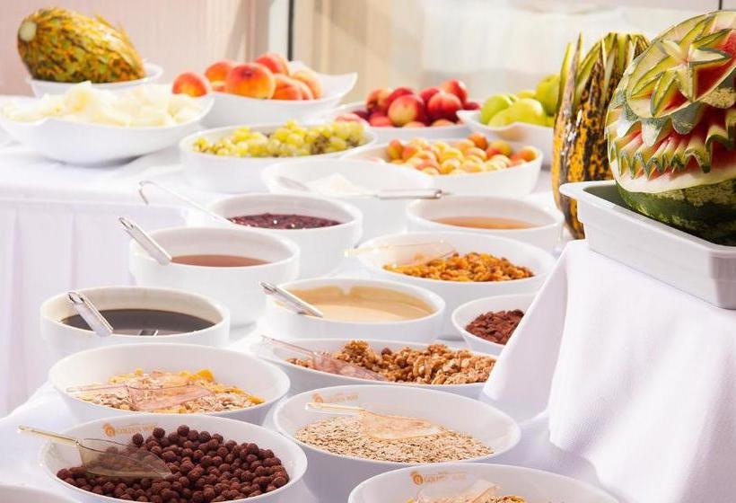 Fotos del hotel Golden Way Giyimkent:  15