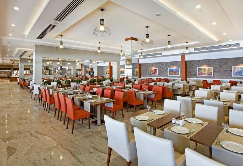 هتل Grand Park Lara