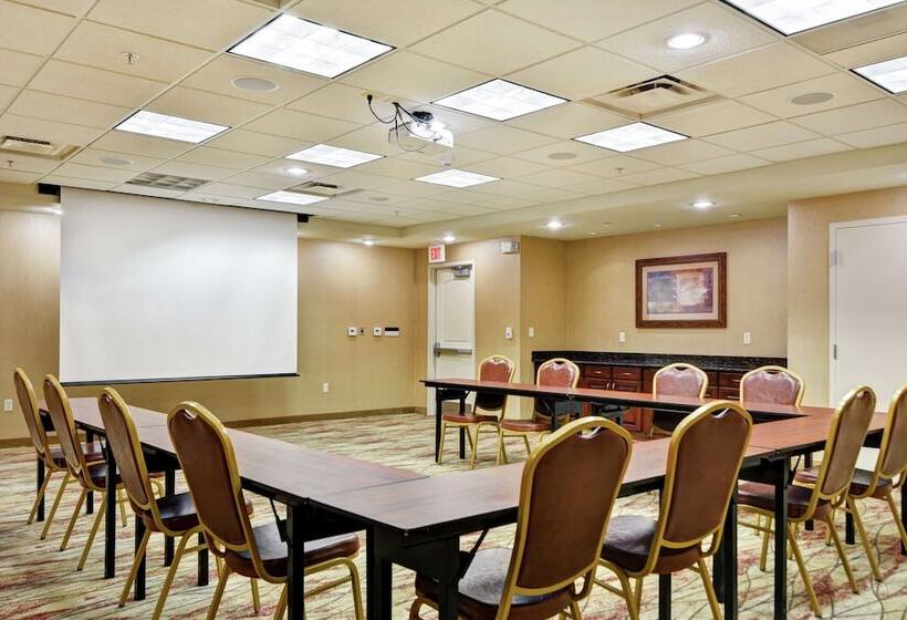 هتل Hampton Inn & Suites Peoria At Grand Prairie, Il