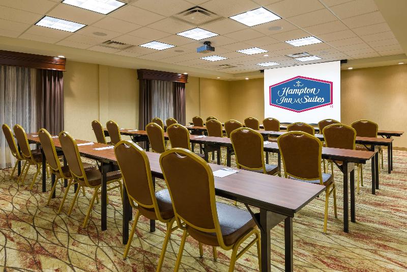 هتل Hampton Inn & Suites Peoria At Grand Prairie, Il