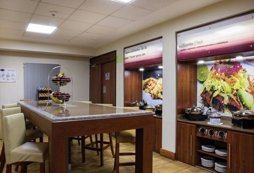 ホテル Hampton Inn By Hilton San Juan Del Rio