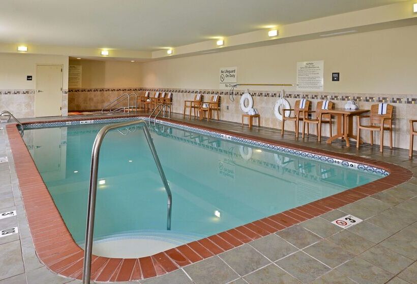 هتل Hampton Inn Muscatine