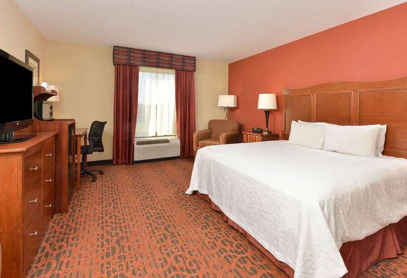 هتل Hampton Inn Muscatine