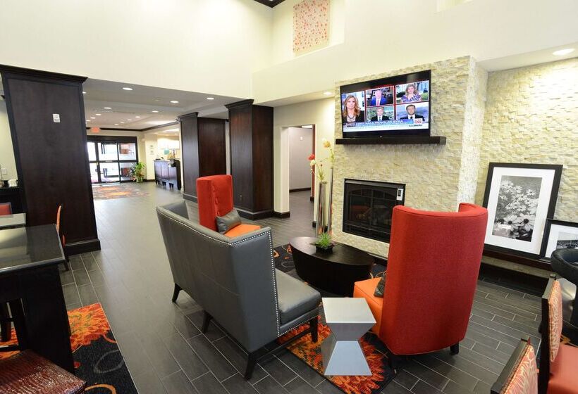 هتل Hampton Inn & Suites Albany At Albany Mall