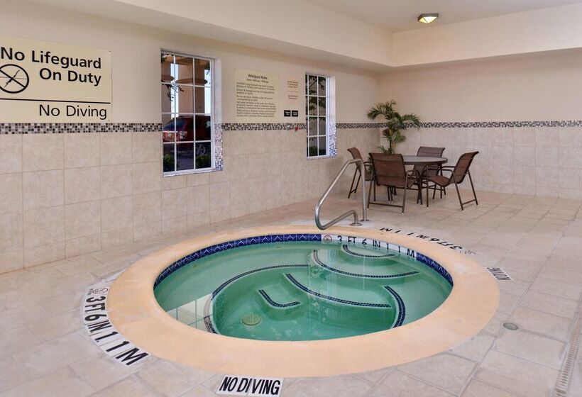هتل Hampton Inn Van Horn