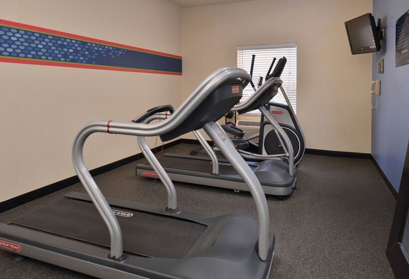 هتل Hampton Inn Van Horn