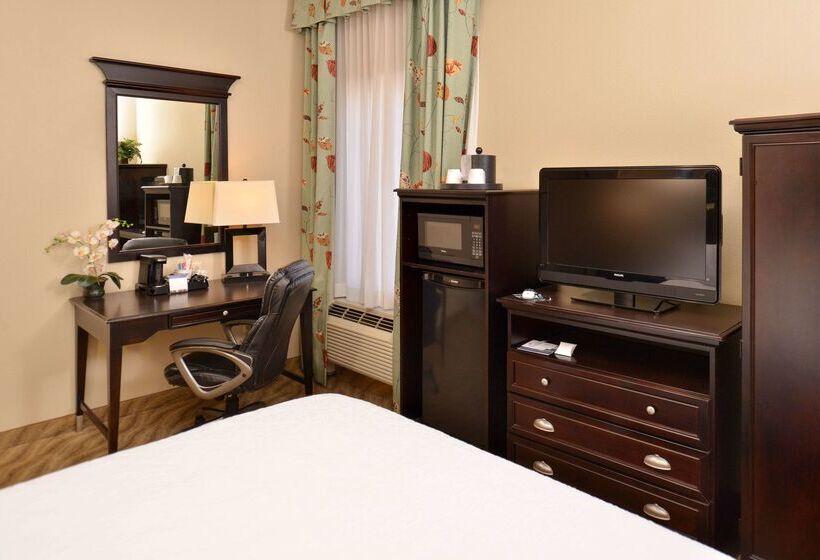 هتل Hampton Inn Van Horn