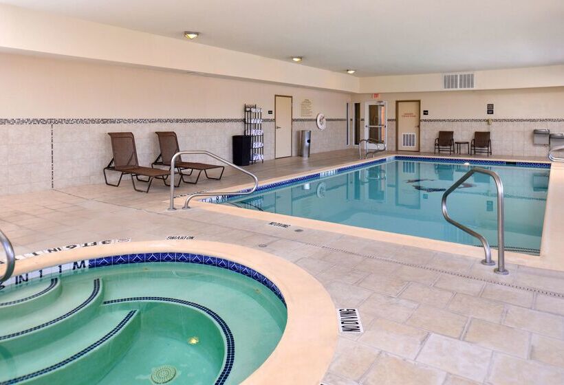 هتل Hampton Inn Van Horn