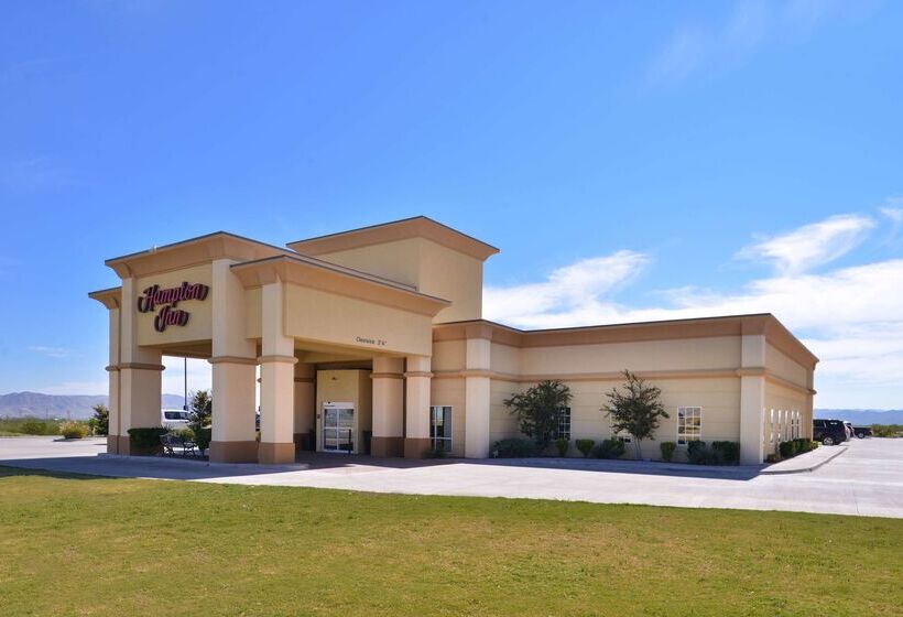 هتل Hampton Inn Van Horn