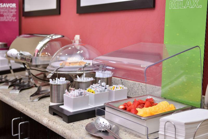 هتل Hampton Inn Van Horn