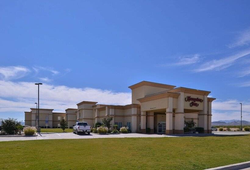 هتل Hampton Inn Van Horn
