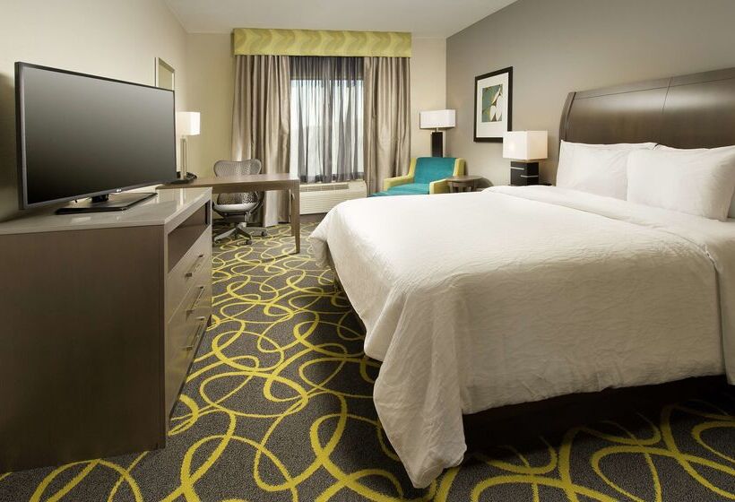 هتل Hilton Garden Inn College Station