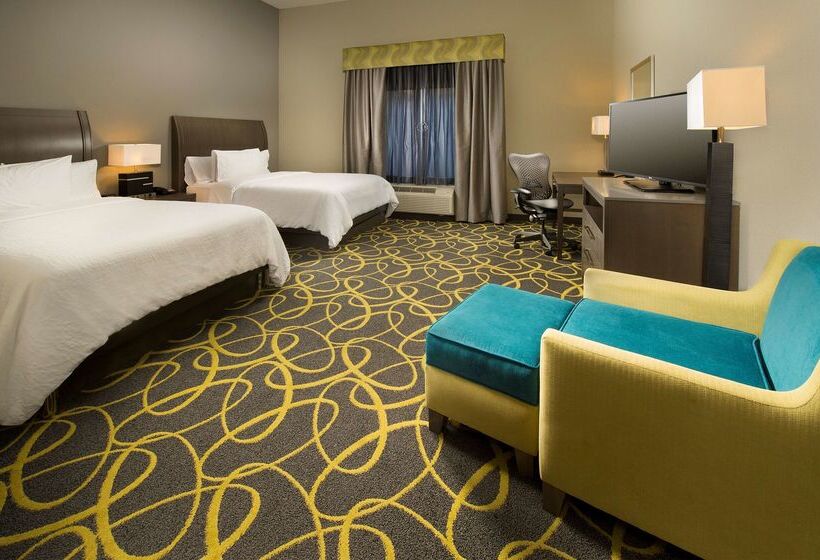 هتل Hilton Garden Inn College Station